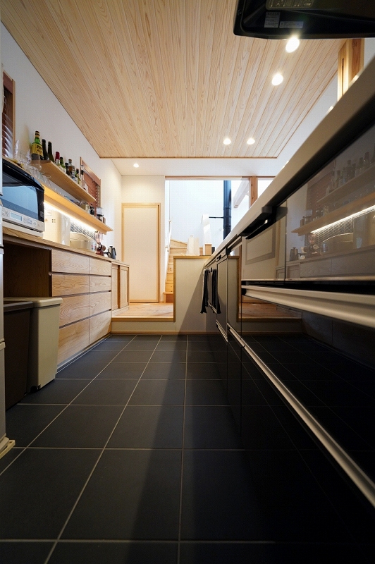 寒い・汚れる”を解決！今どき土間リフォームで叶える便利で自由な暮らしゼロリノベジャーナル