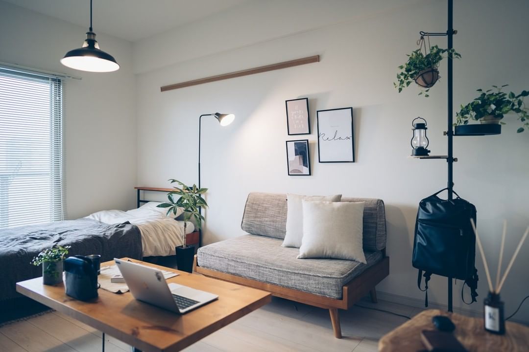 一人暮らしの10畳1K・ワンルーム レイアウトのコツをご紹介します 家具・インテリア Re:CENO リセノ