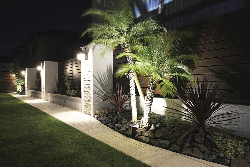 お庭を癒しのリゾート風エクステリアに