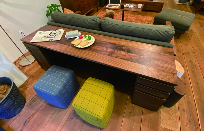 DIYも ソファ裏・後ろの収納活用法 壁との隙間収納や背面収納棚も紹介イエコレクション iecolleインテリア、雑貨情報が満載のWEBメディア