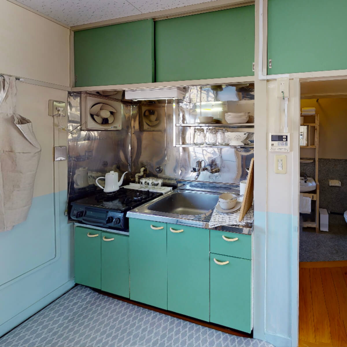 DIY 賃貸のドアを壁紙でリメイクしましたSNG LABORATORY -暮らしのblog