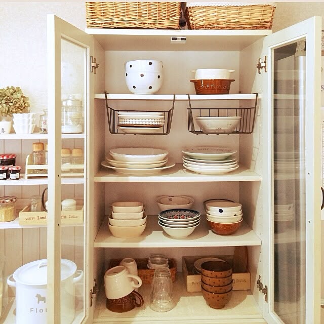 真似したい！ ブロガーさんの素敵な 食器棚収納 大公開 SP！キナリノ