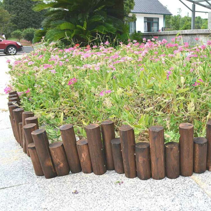 ウッドフェンスを飾って雰囲気のある庭にくらシェア