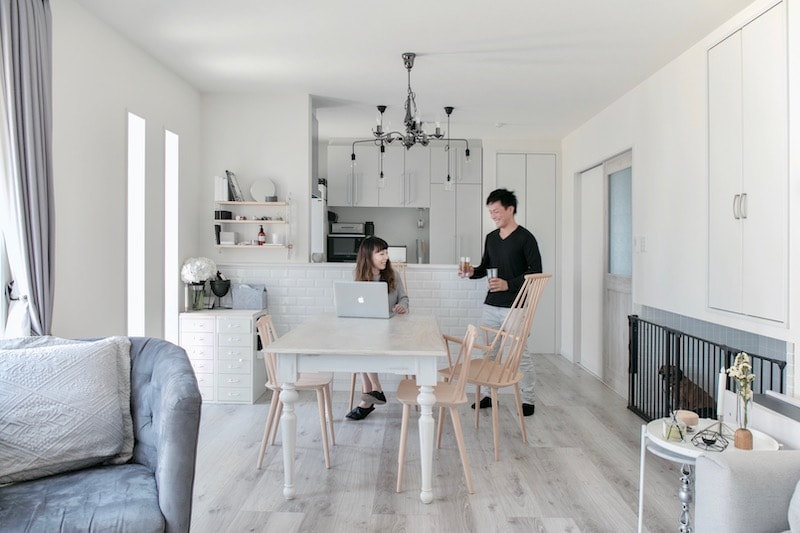 ホワイトインテリアで一人暮らしの部屋をおしゃれに！ - オーダー家具、インテリア通販のアーネインテリア 公式