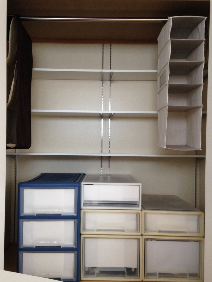 奥行き80cmの押入れ風クローゼット」をしっかり使いつくす3つの工夫 - 片づけ収納ドットコム