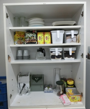 快適な暮らしを叶える食器棚 ～食器を上手に収納するアイデア～a.flat 風が運ぶ、自然の贈りもの -目黒通り・新宿・大阪梅田 グランフロント北館