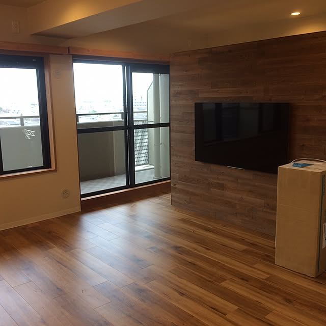 腰壁withテレビ台を家具で。 仕切り腰壁兼用TV台ワタシノ札幌の注文住宅 マルワホーム企画