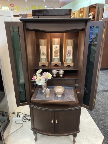 Amazonミニ仏壇 メリー 台座付き 家具調仏壇 マンション 洋室用仏壇仏壇 オンライン通販