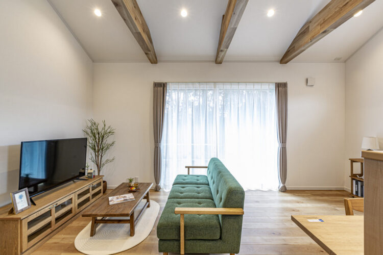 プリーツスクリーン、ロールスクリーンでリビング神奈川県川崎市カーテンミュージアム神奈川県大和市のオーダーカーテン専門店