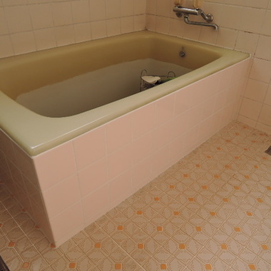 浴室タイルの補修とタイルの張り替え工事淀川区・西淀川区の地域密着リフォーム工務店 大森工務店