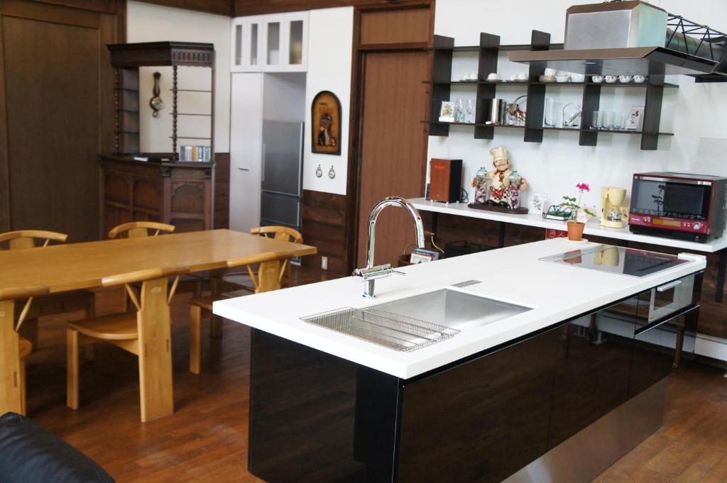 よろし化粧堂 眠れる森の香り 眠り香 ルームスプレ