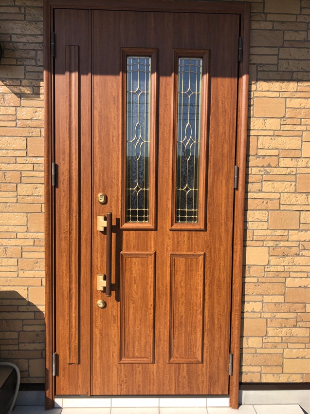 DIY 玄関ドアのシートの貼り換え完成編＃ダイノックシート＃シート貼り換え＃玄関ドア