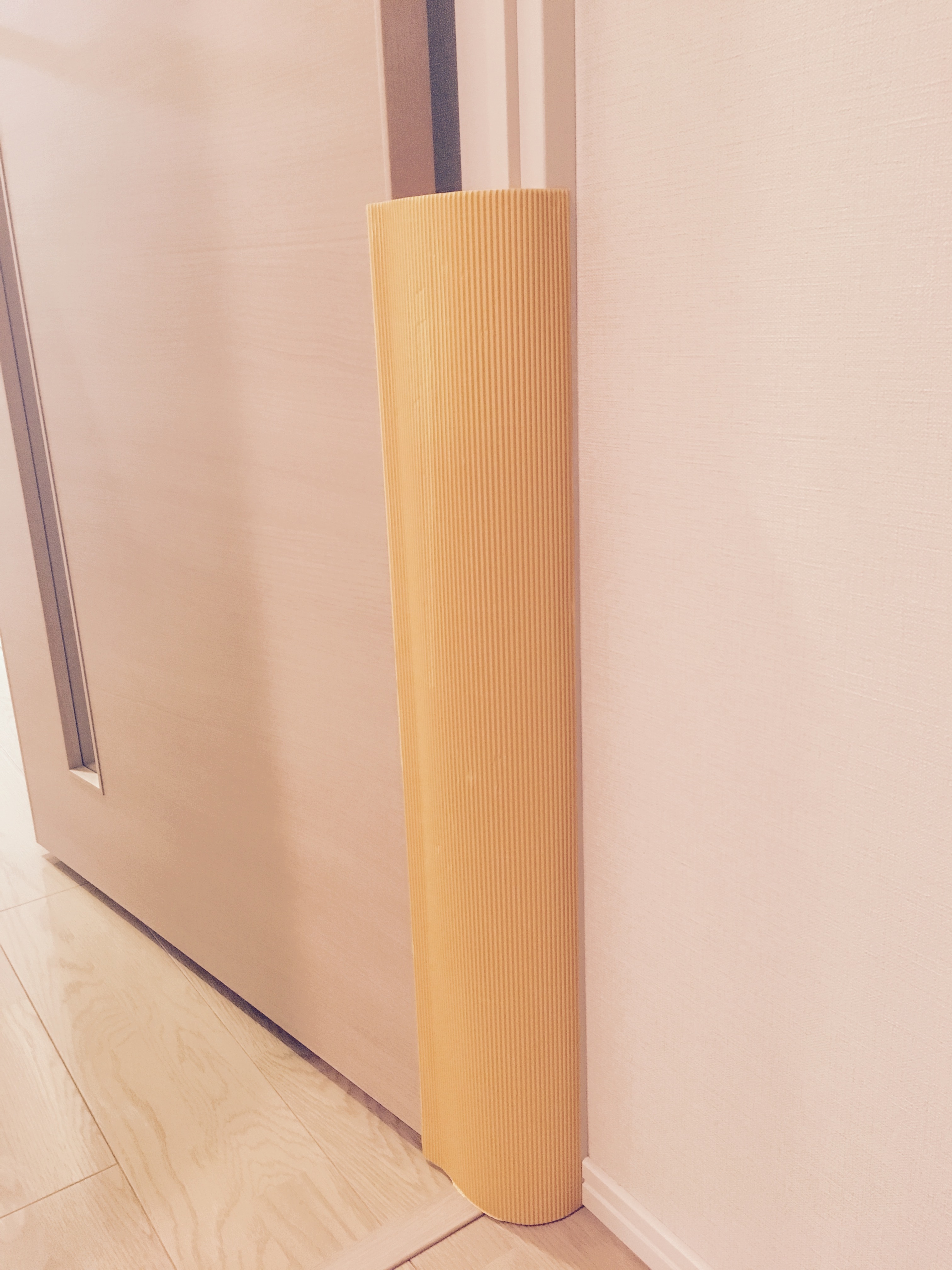 ドアホルダー２台 ドアストッパー 磁石付-100均 通販 ダイソーオンラインショップ 公式