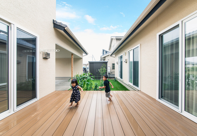 失敗しない！おしゃれなウッドデッキのある家15選！おうちでアウトドア気分を満喫♪ 間取り付き家づくりナビ