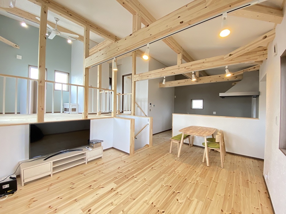 ロフト付きの家のメリットとデメリットレイアウトのポイントとは？平成ライフスタイル