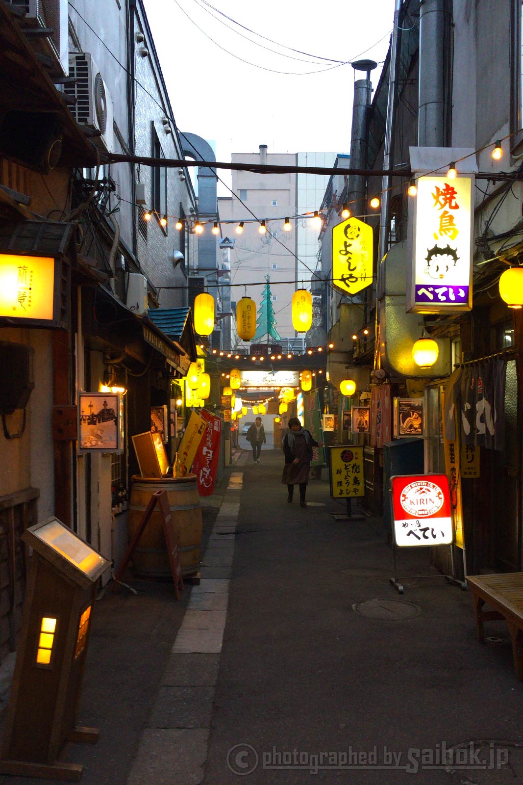 街・都市・夜景・繁華街のフリー写真素材・無料画像 091