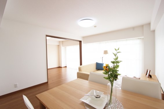 これで解決！運気の上がる風水学的リビングの作り方、徹底解説いたします