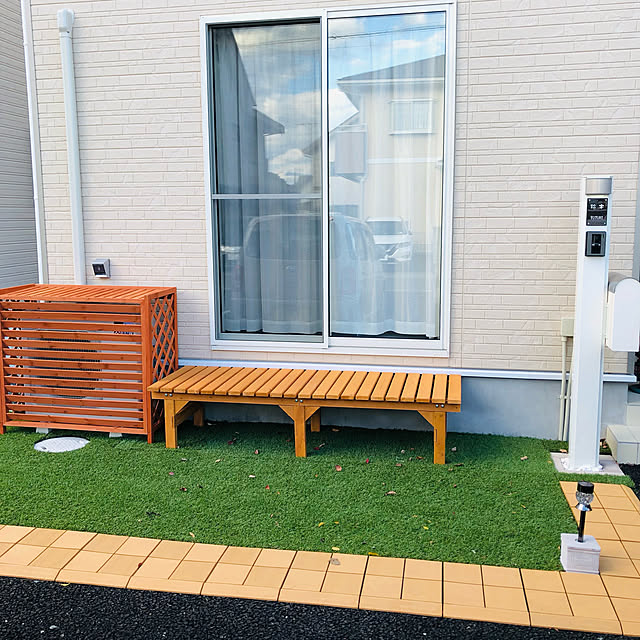 DIY事例 05縁側気分ベンチDIY Designer ディーアイワイデザイナー は、オンラインでDIYのシミュレーションが簡単に行えるサービスです