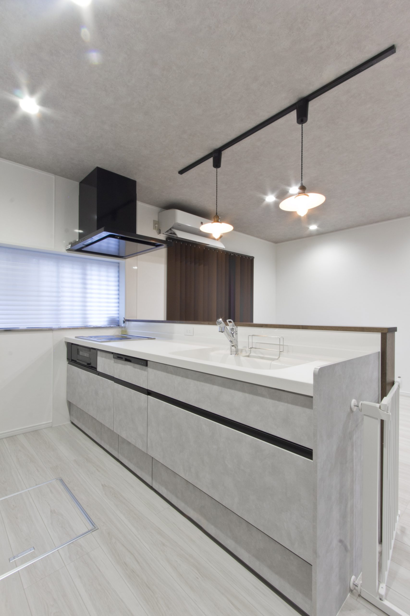 モノトーンインテリアとは？ おしゃれな配色パターンや雑貨の選び方を紹介 実例つき- MY HOME STORY │スーモカウンター注文住宅