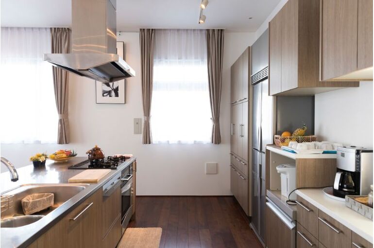 キッチンの腰壁、メリットとデメリットは？家づくり学校