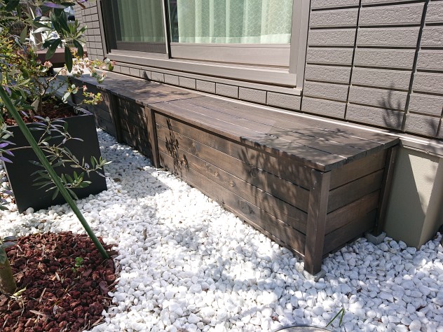 先行予約 10月下旬入荷予定 物置 屋外 おしゃれ 小型 ゴミ箱 ベランダ ベンチストッカー 収納ボックス 屋外 小型 大型 樹脂 タイヤ 収納庫 屋外 収納庫 シグネチャー収納ボックス 630L -DEPOS - プレゼント＆ギフトのギフトモール