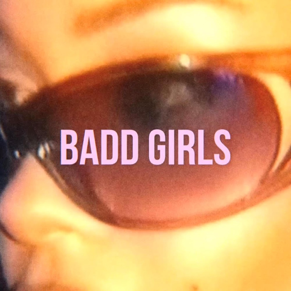 ガールズバー BADD GIRLS