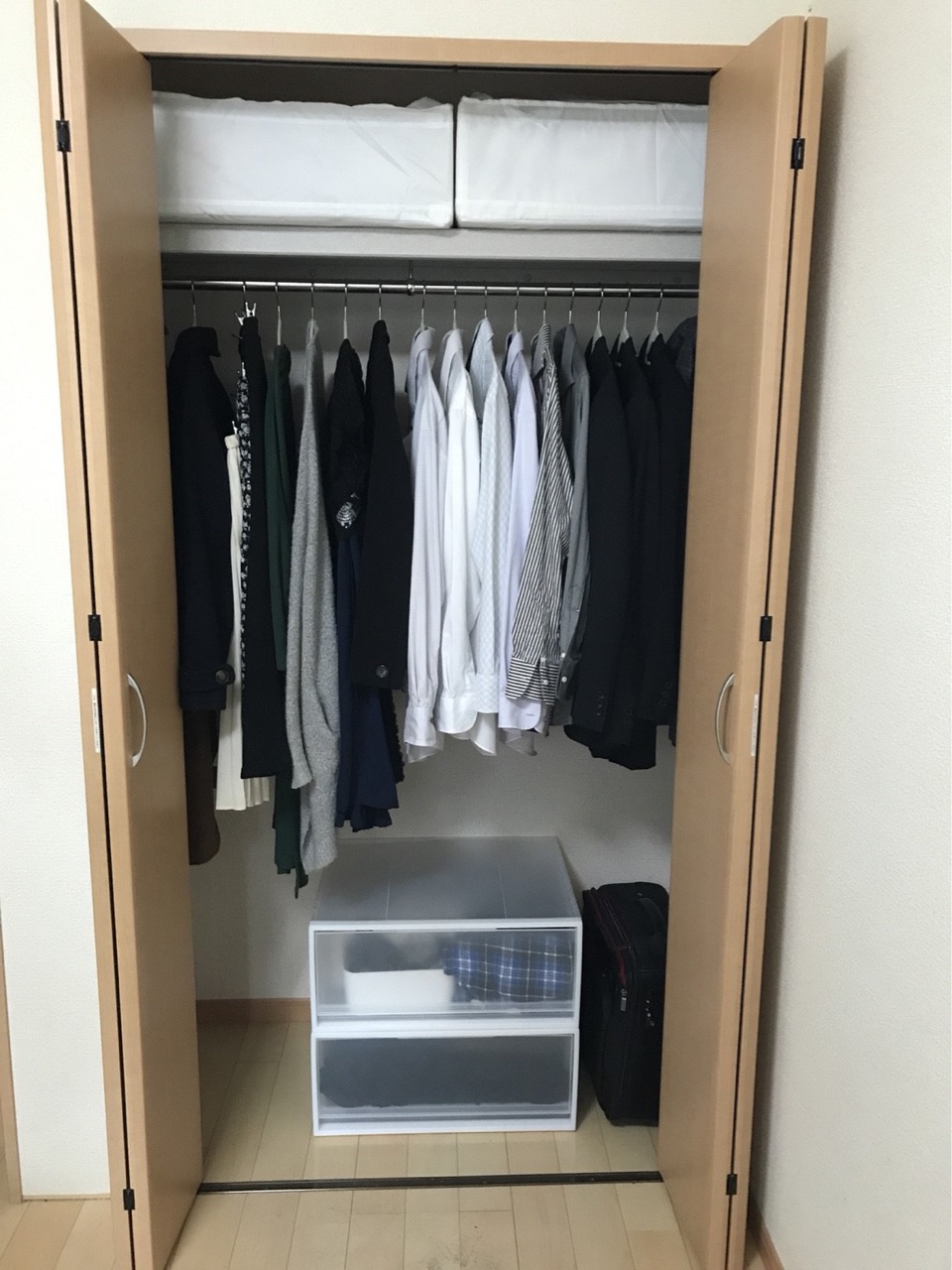 セーターのたたみかた-こんまりメソッド