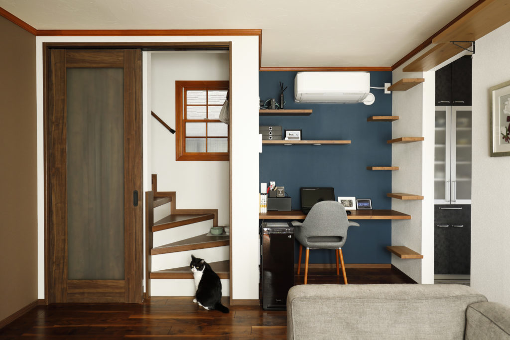 1～3畳のコンパクトな書斎 メリット・デメリットとは？作り方・作る場所も実例解説 - 「優美」な暮らしを叶える注文住宅・設計事務所ならスムトコ