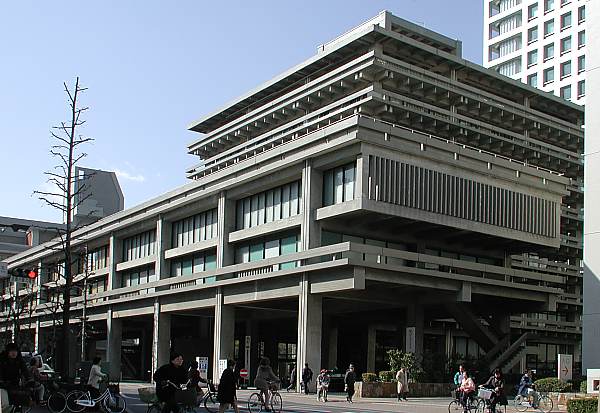 通訳ガイドの建築探訪 香川の建築 １香川県庁舎東館A's Tours & ITs