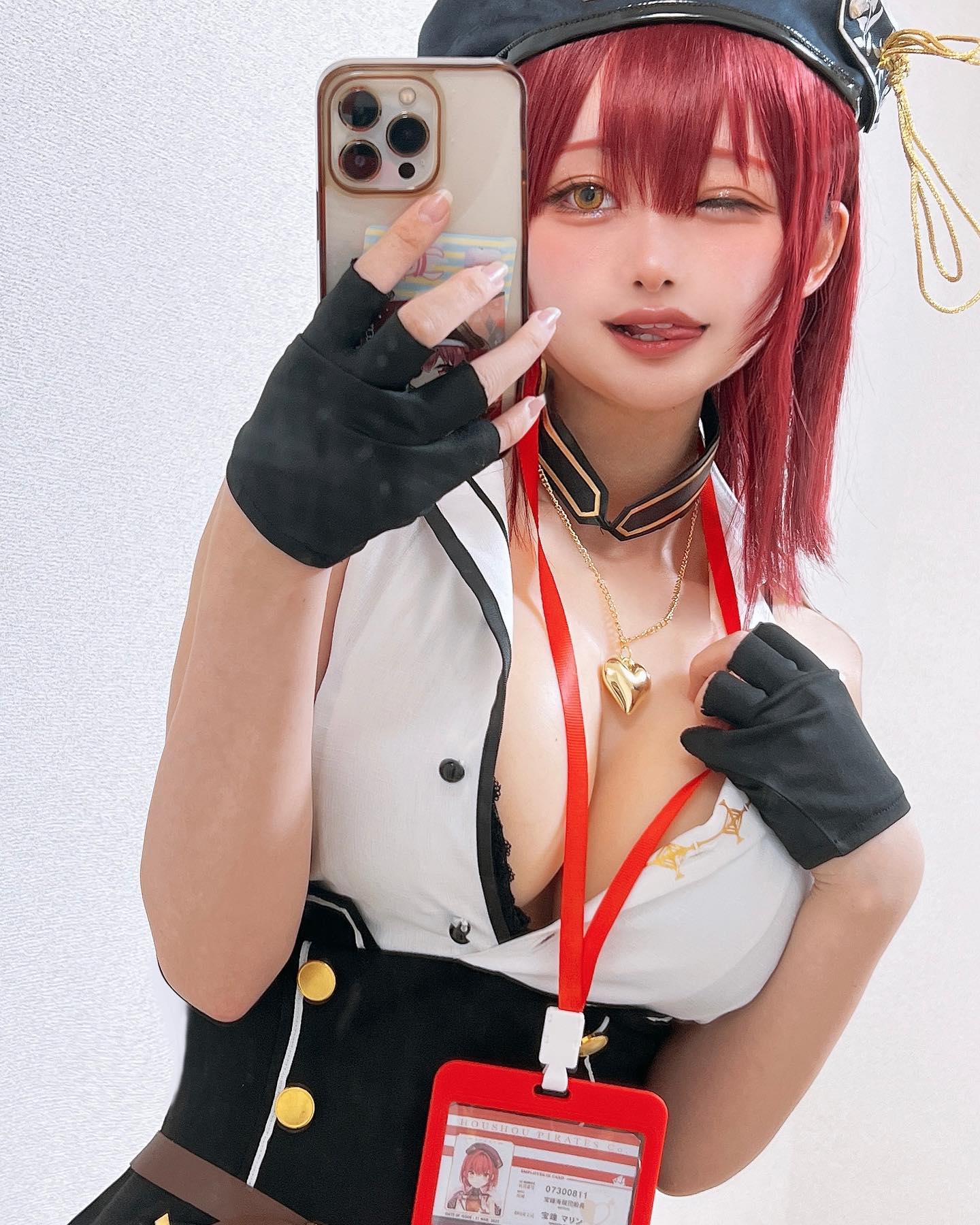 中国版Twitterでパイパン晒してるコスプレ美少女ｗｗｗｗｗ : 画像ナビ!