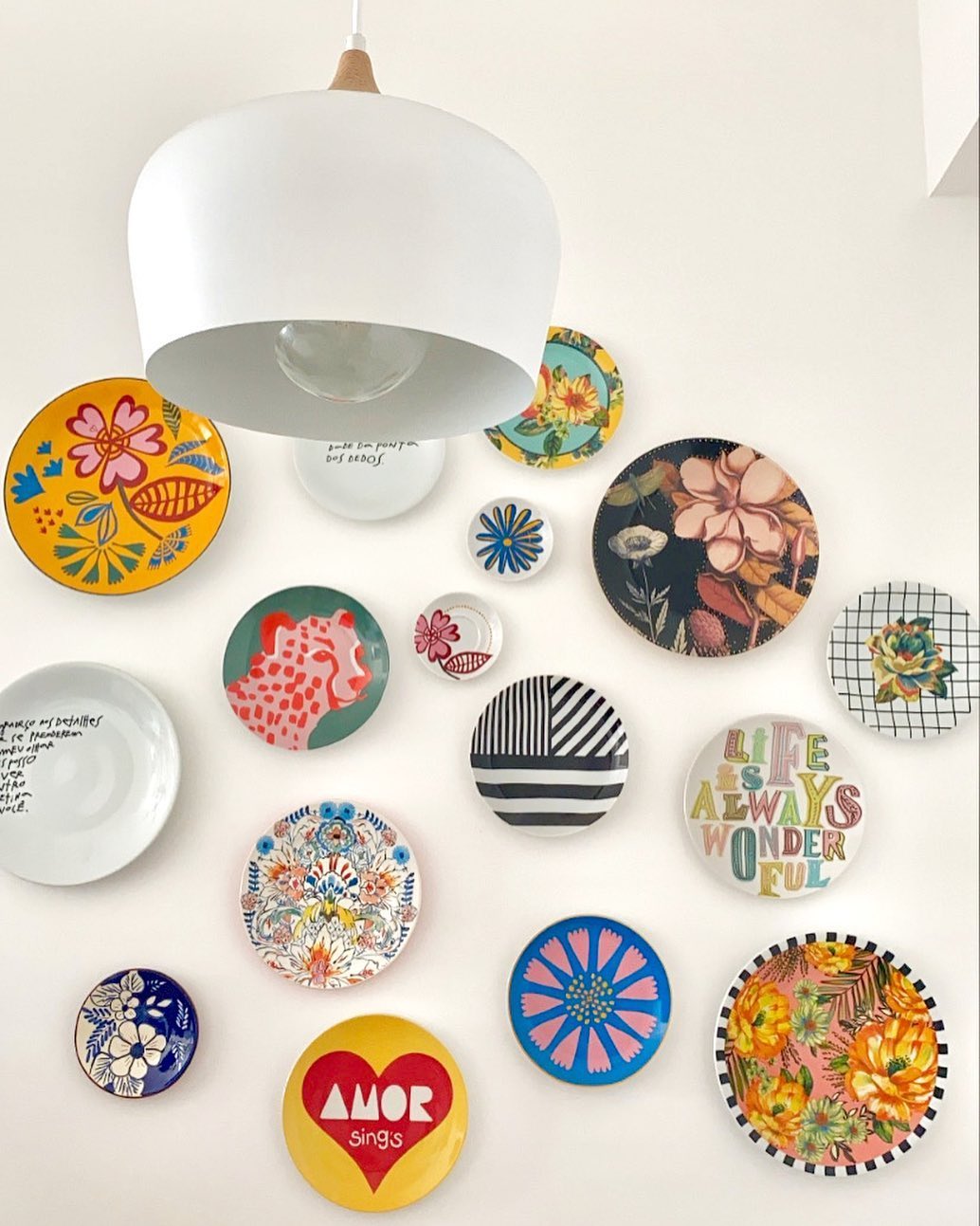 店内紹介 店頭ディスプレイコーナー クリスマス食器館 リユースタカノのニュースまいぷれ 江戸川区