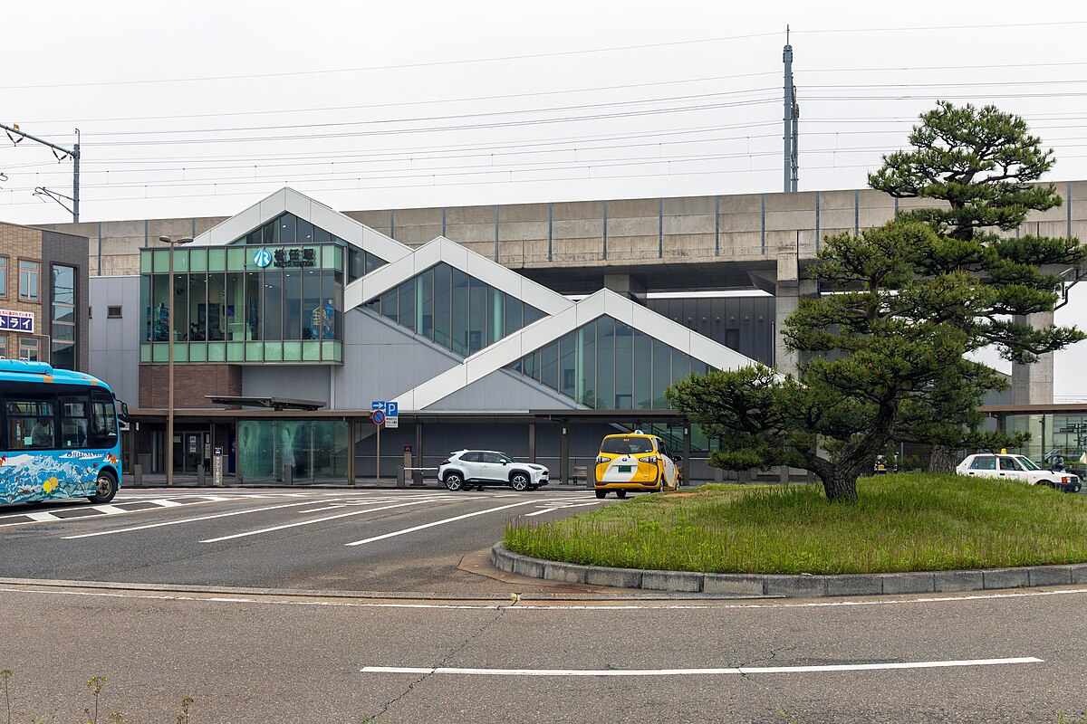 ＪＲ北陸本線 西松任駅