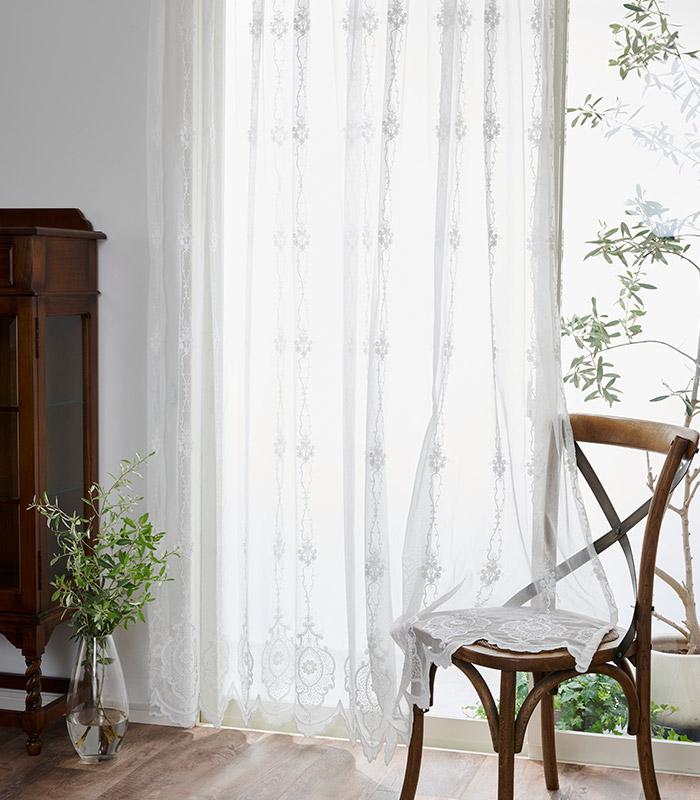 オシャレな ブルックリン・スタイル のオーダーカーテンのコーディネート例dowdow オーダーカーテンの見積り例