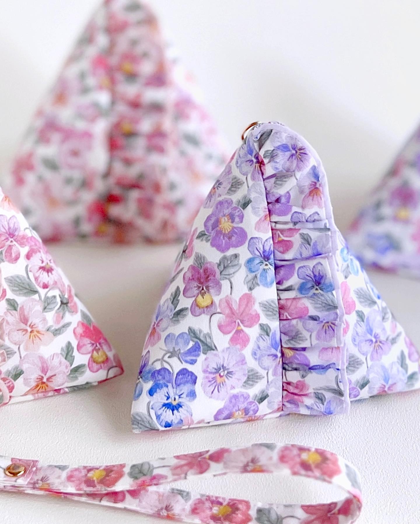 三角サコッシュソーイングオアシスミシン作り方動画サービスのソーイングオアシス