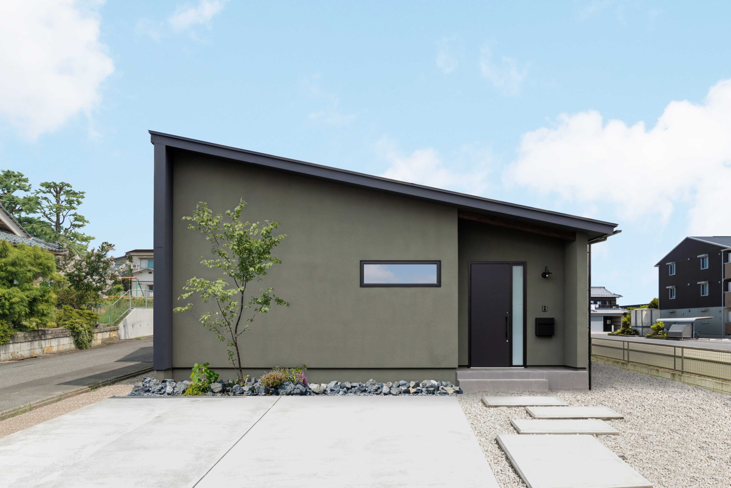 シンプルな平屋はどんなライフスタイルにおすすめ？外観＆間取り実例に学ぶ福井の注文住宅・工務店ノークホームズ