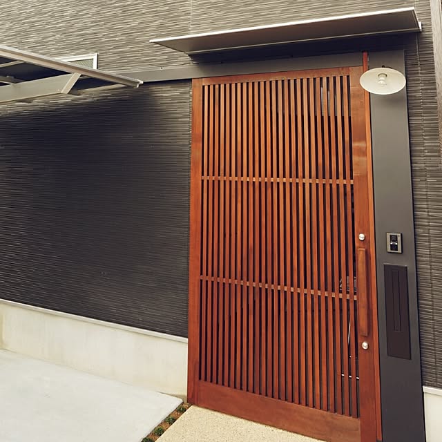 和モダンな玄関の事例10選!魅力やおすすめのアイデアも紹介 家づくりコラム 信州の移住・注文住宅なら工房信州の家長野の木で注文住宅を建てる工務店