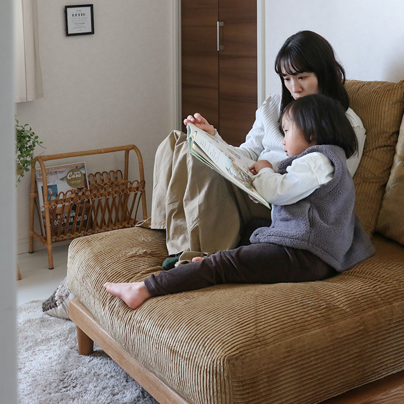 一人暮らしにソファはいらない！？後悔する４つの理由とおすすめ代用グッズを紹介 - ラグ・カーペット通販 びっくりカーペット