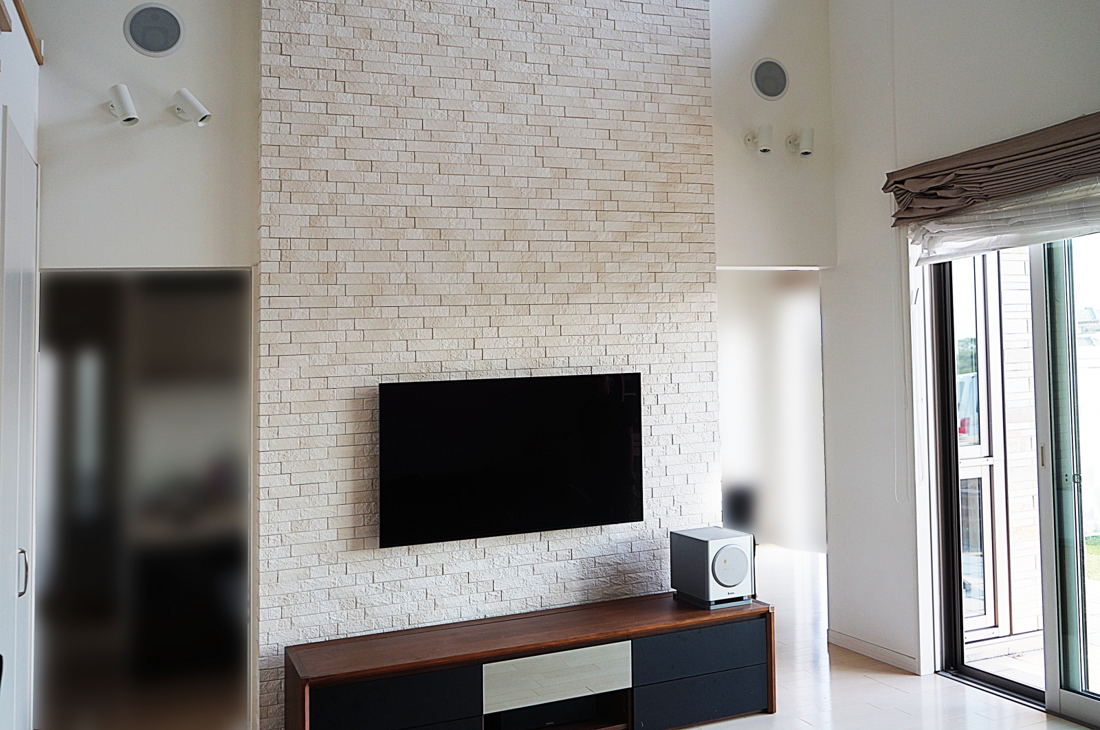 アクセントクロス 吹き抜けのおしゃれなインテリアコーディネート・レイアウトの実例RoomClip ルームクリップ