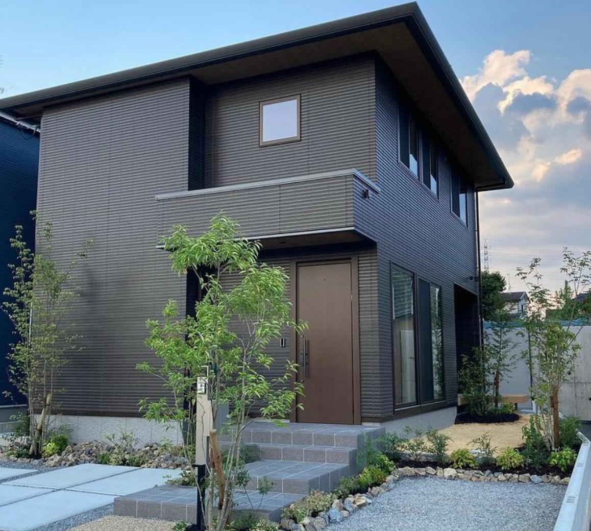 外壁を黒でお洒落に！後悔しないためのポイントと施工例名古屋市で外壁の塗り替え・外装リフォームなら街の外壁塗装やさんへ