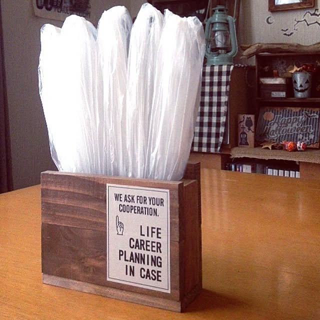 紙袋を溜めないコツは収納にある？紙袋の保管方法と簡単収納アイデア