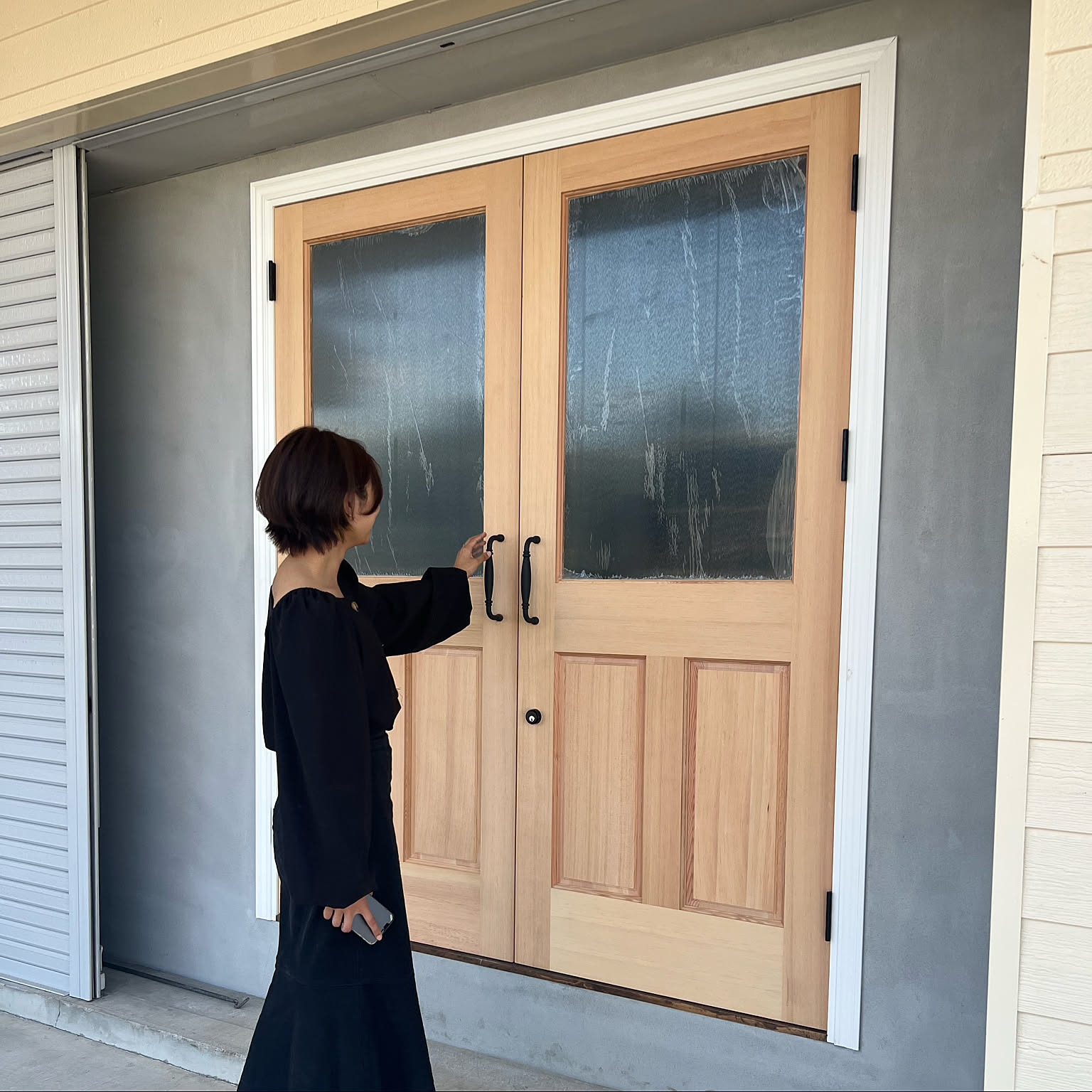 店舗入口ドアを取り替えました！MADOショップ 公式サイト