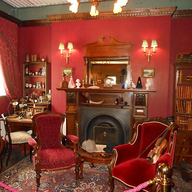 シャーロックホームズの部屋のような書斎。 男の隠れ家ですな！クラフトメイドハウス輸入住宅注文住宅英国住宅書斎リフォームリノベーション戸建てリフォームマンションリノベーションシャーロックホームズシャーロックホームズの部屋ドライ