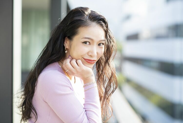 写真 (4枚目) - タレント・紅蘭さんが教える、「ハリのあるおっぱいをつくる」カンタン筋トレ