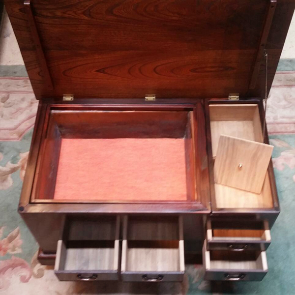 火鉢を使ったアレンジ広島市エクステリア・外構モダンハウジング