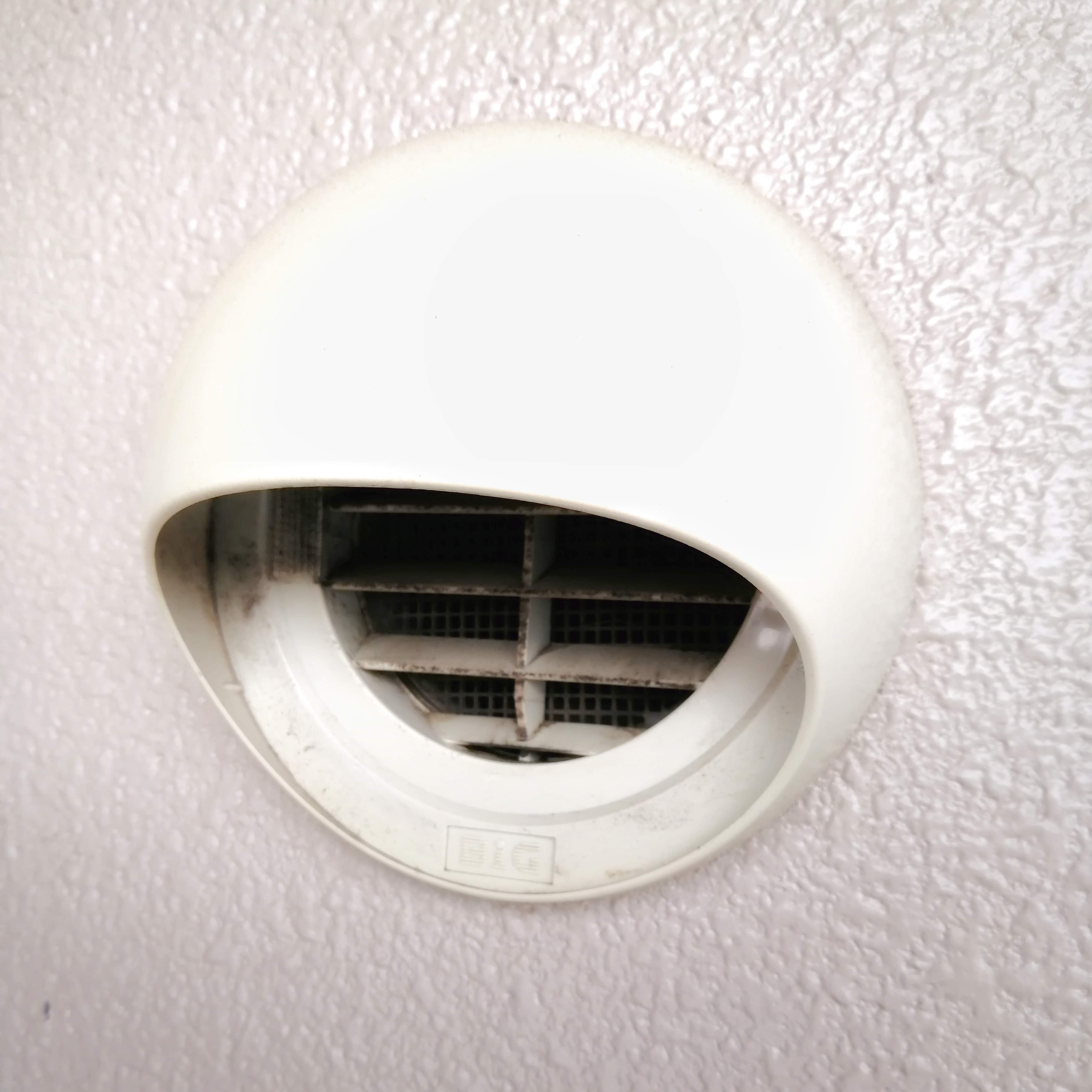 Amazon.co.jp: IMUSINICE 排出する 外側の通気口カバー 屋外乾燥機の通気口カバー 排気グリルフード エアフローベント交換用フード換気グリルフード 屋外の通気口カバー 壁の通気口カバー 外部抽出装置 丸い壁 : ホーム＆キッチン