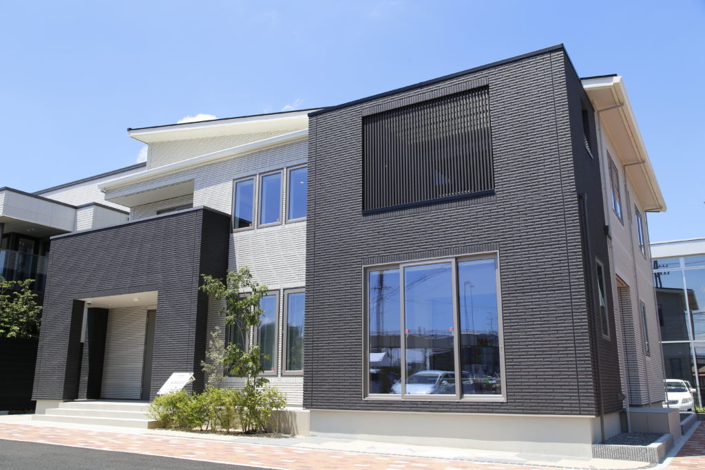 円熟の家 百年公式 株式会社一条工務店群馬