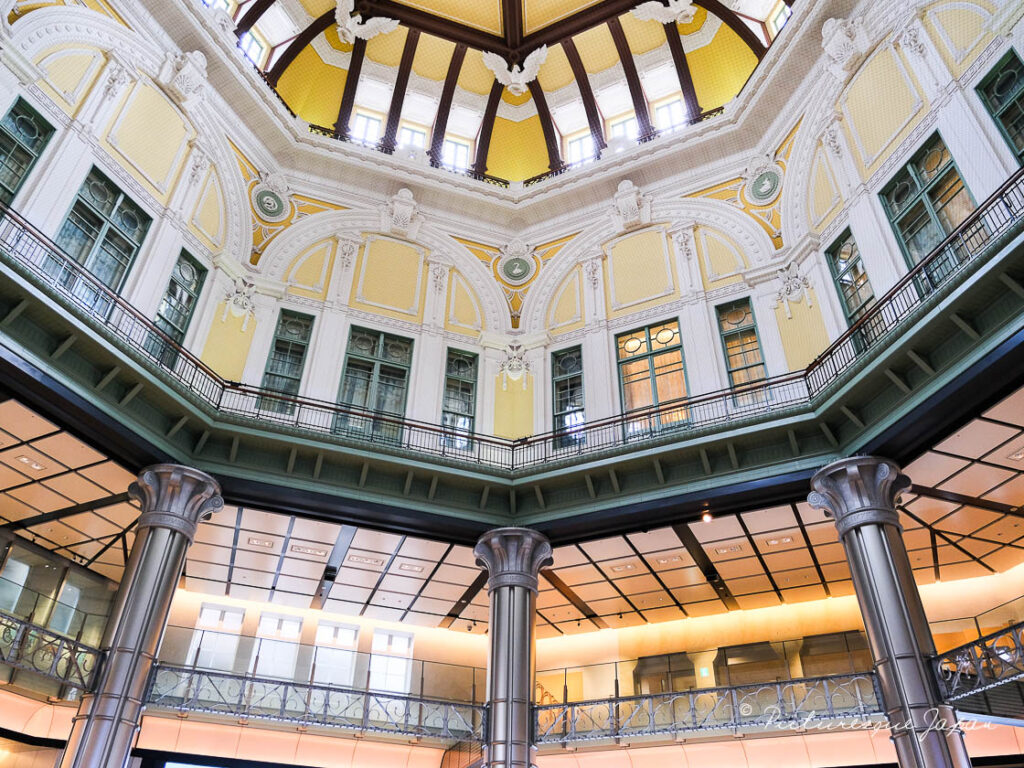 朝日新聞デジタル：ドーム屋根には干支のレリーフ 東京駅丸の内駅舎を公開 - 航空ニュース