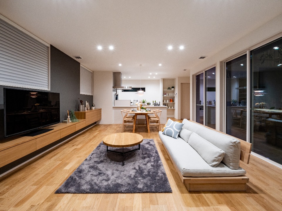 カフェ風リビングのレイアウト実例8つと作るコツをプロが直伝！ │ エア・リゾーム マガジン