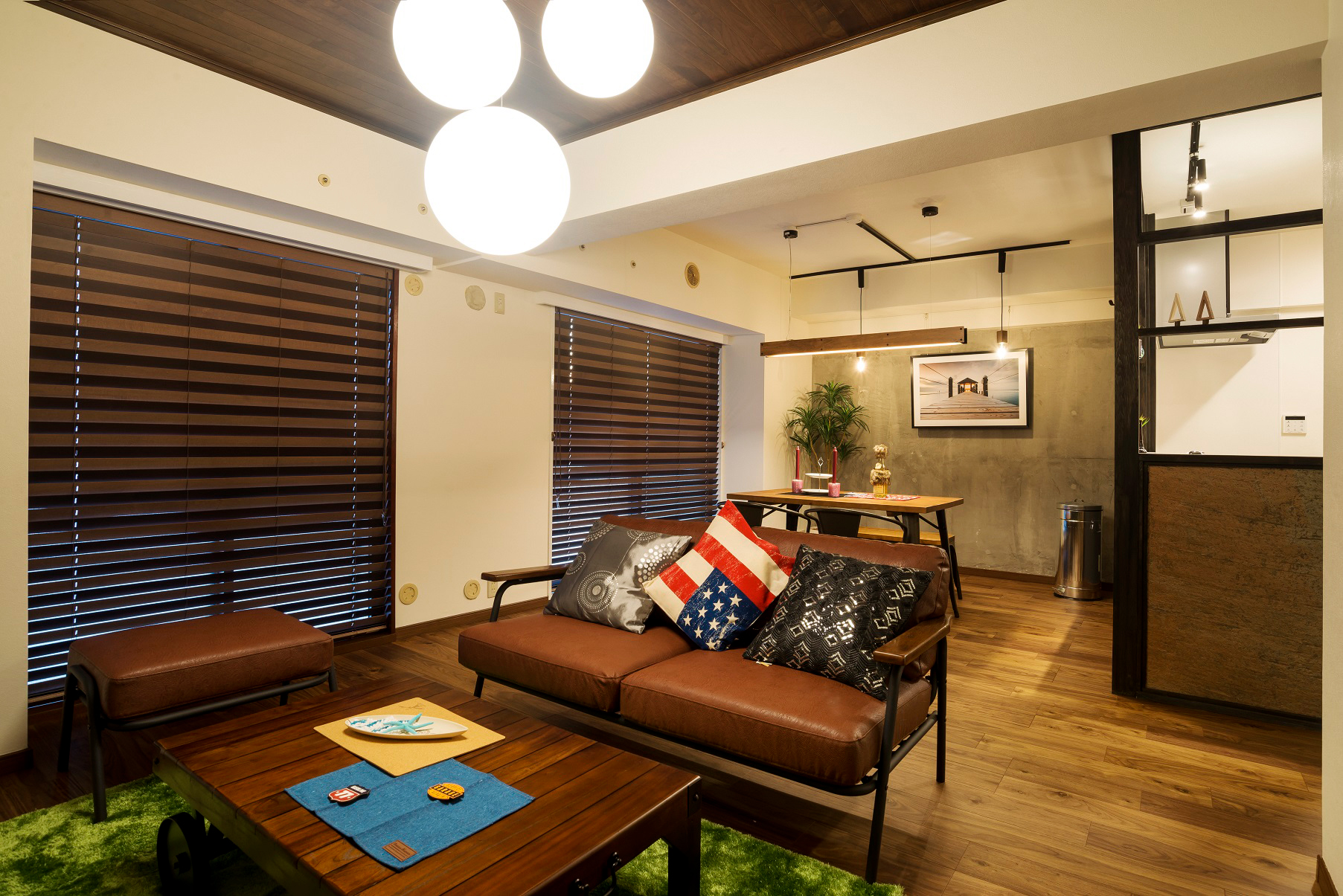 リビング横の和室は