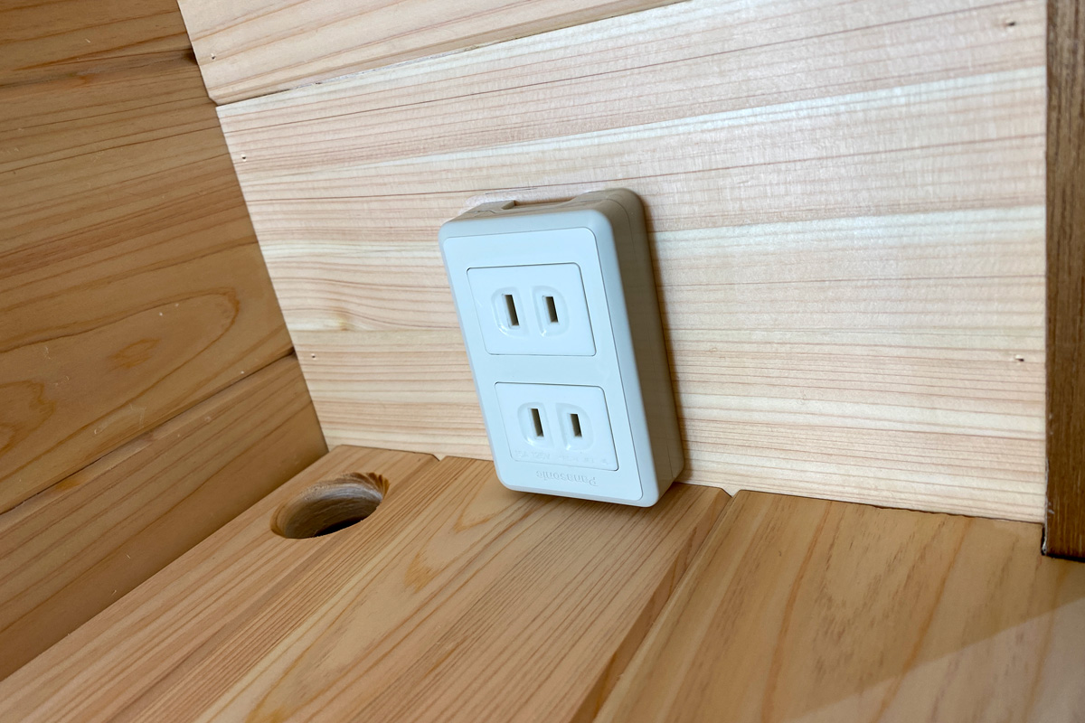 押し入れ式すのこ 耐久性 安定性 引き出し 跳ね上げ収納 天然木 頑丈 太い角柱 大容量 ベッド 二段ベッド 穏やか 機能的 使い勝手 カス –CHICKAGU